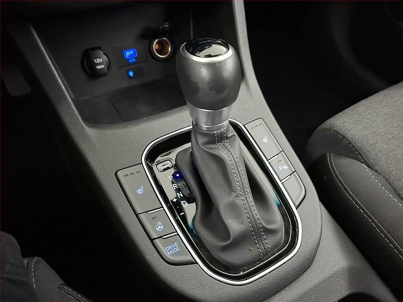 Hyundai i30 (2023) Smart 1.5 T-GDI MHEV, Automat - fotka 13 z 19