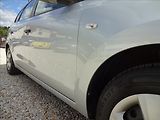 Hyundai i30 1,4i 16V 80kW LPG COMBI - náhled 9