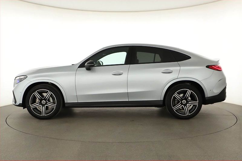 Mercedes-Benz GLC (2025) 220 d 4MATIC, AMG Line, ACC - fotka 3 z 27