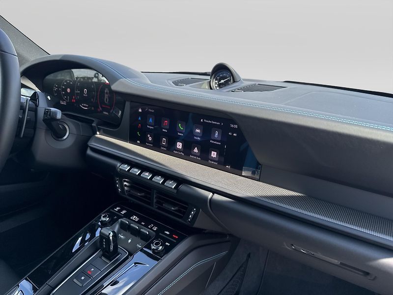 Porsche 911 Carrera - fotka 21 z 28