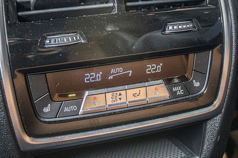 BMW X5 Individual - fotka 46 z 55