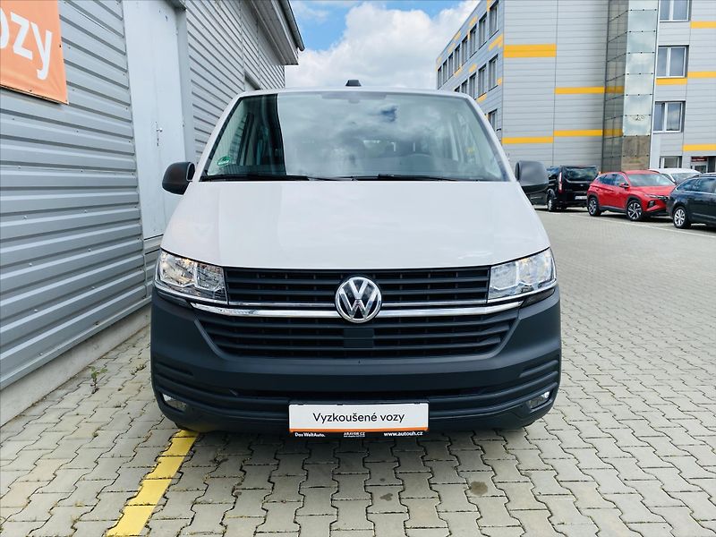 Volvo XC90 2,0 B5 AWD 173kW Inscription - fotka 4 z 31