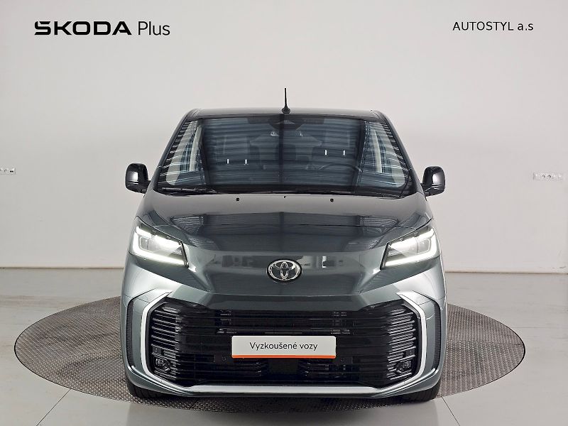 Toyota ProAce Verso (2026) 2.2D 130kW 8AT VIP 7S - fotka 4 z 29