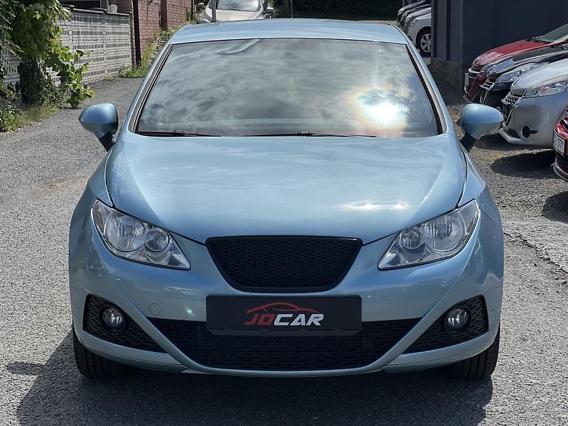 Seat Ibiza 1.4i 16v 63kw KLIMA PŮVOD ČR - fotka 2 z 37