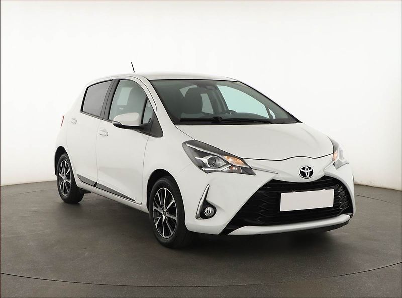 Toyota Yaris (2018) 1.5 Dual VVT-i, ČR,1.maj - fotografie inzerátu