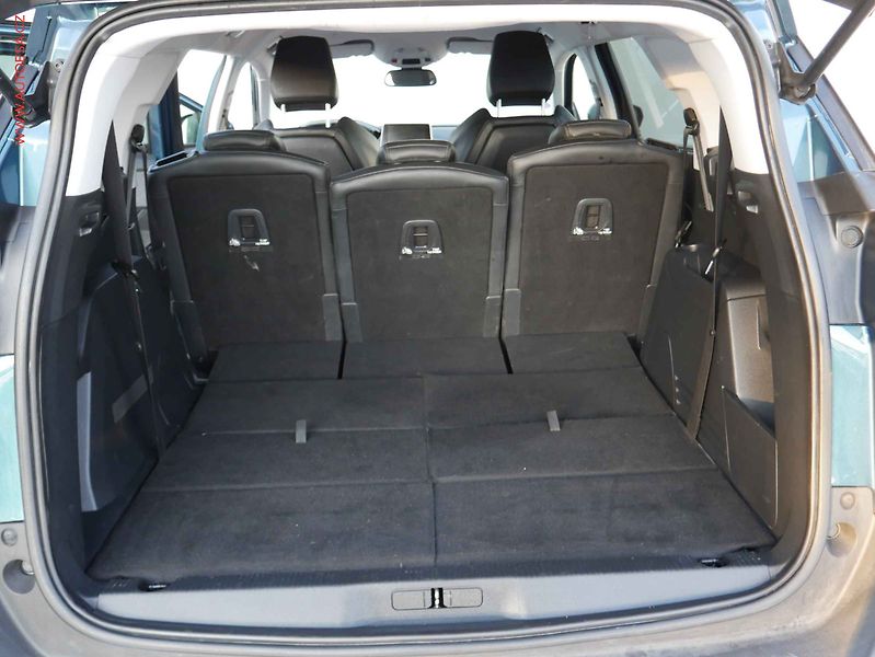 Peugeot 5008 (2018) 1.2PT, Allure, AT - fotka 8 z 21