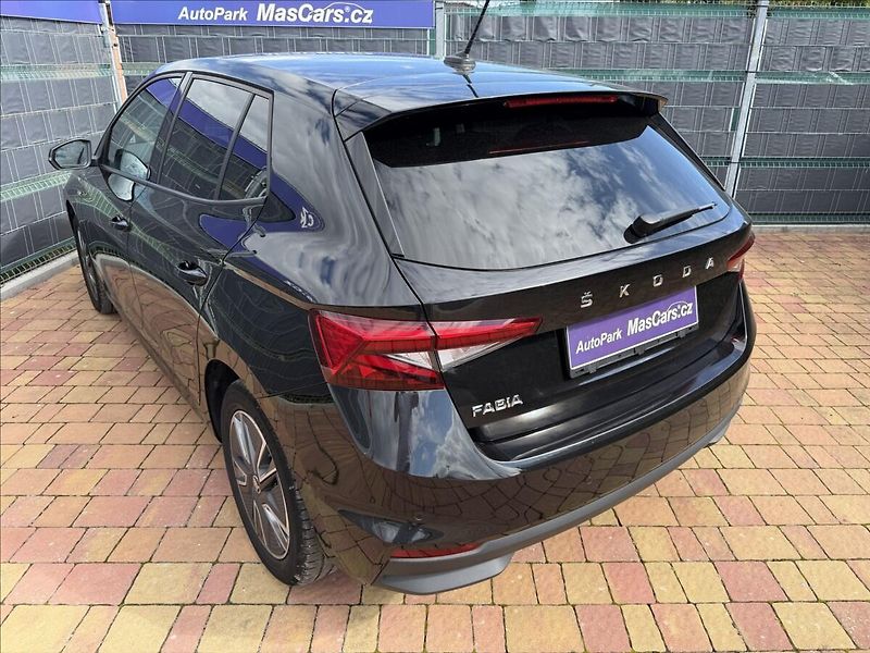 Škoda Fabia IV 1.0 Tour Full LED/Kamera/Vi - fotka 7 z 21