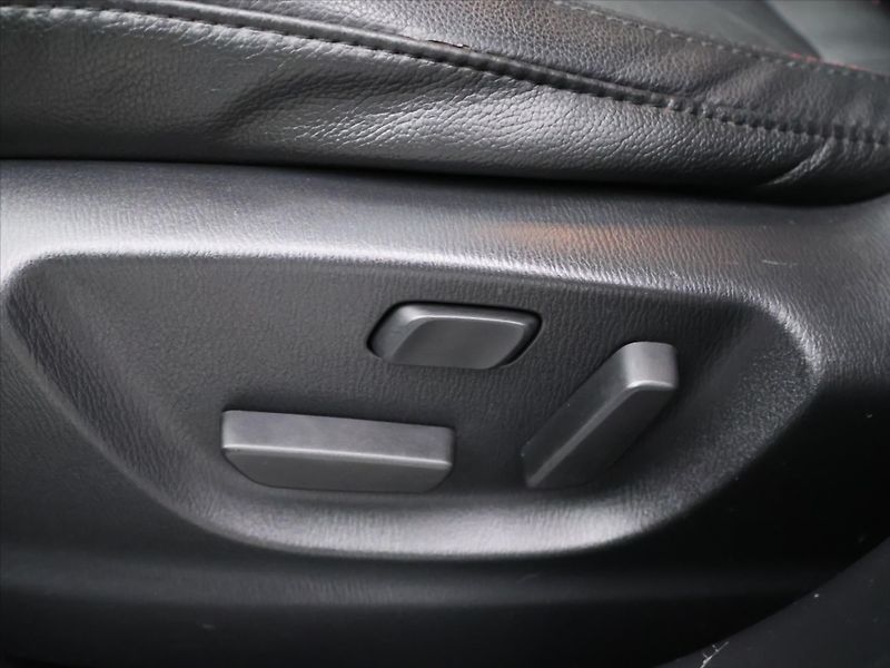 Mazda CX-5 2,2 Skyactiv-D 129kW Revolutio - fotka 16 z 35