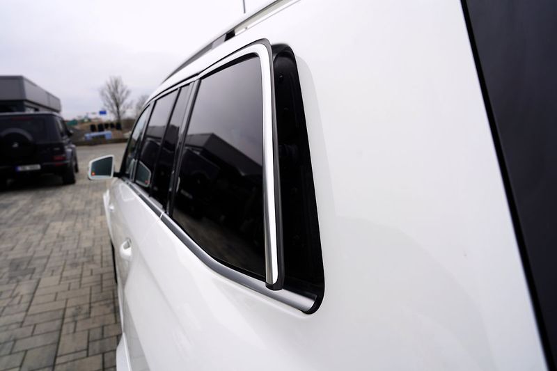 Mercedes-Benz GLS 350d 4Matic AMG/ČR - fotka 49 z 49