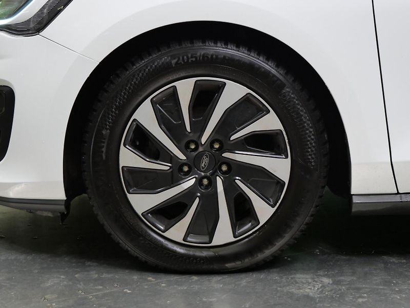 Ford Focus - fotka 10 z 24