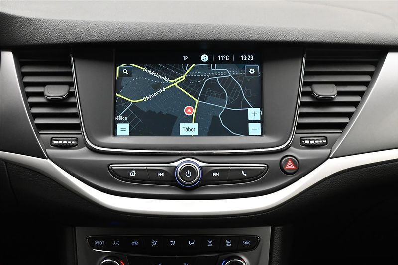 Opel Astra 1,5 CDTi 90 kW Park. Kamera Zá - fotka 20 z 29