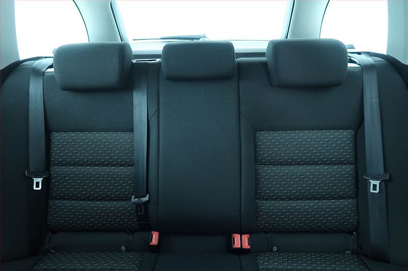 Škoda Octavia (2013) 1.6 TDI, Tempomat - fotka 10 z 16