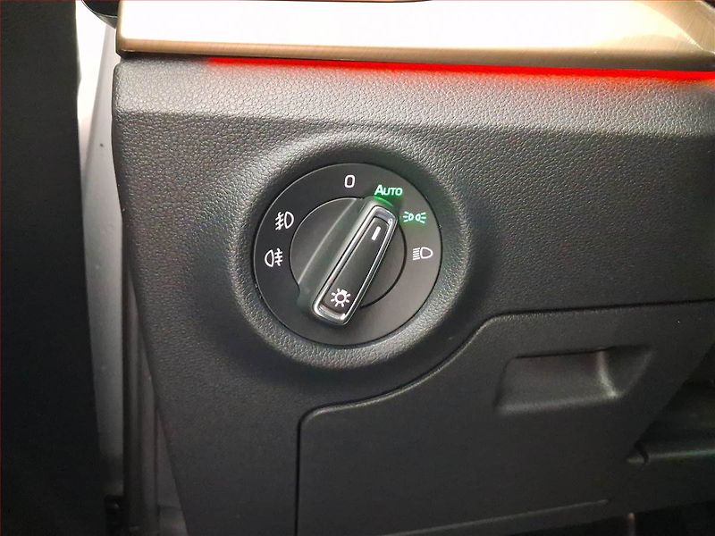 Škoda Scala (2022) Style 1.5 TSI, Serv.kniha - fotka 17 z 21