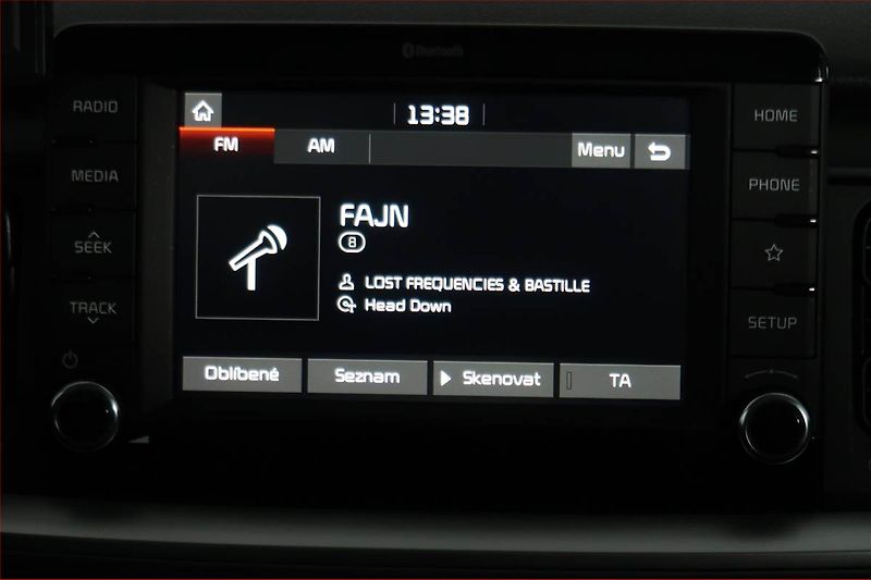 Kia Stonic (2018) 1.25 CVVT, Serv.kniha - fotka 14 z 16
