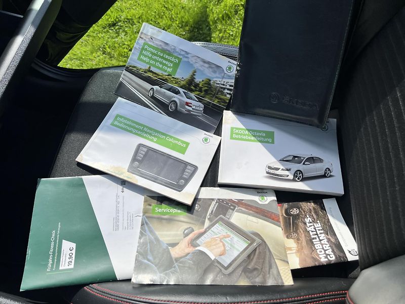 Škoda Octavia 2.0TDI 135KW,VRS,CHIP,TZ,NAVI - fotka 43 z 47