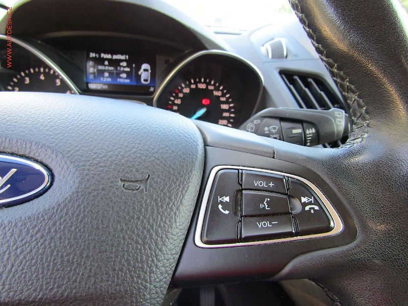 Ford Kuga (2018) 1.5EB, servis.kniha - fotka 15 z 22