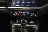 Audi Q3 1,5 35 TFSI S-LINE NAVI VÝHŘEV - náhled 23