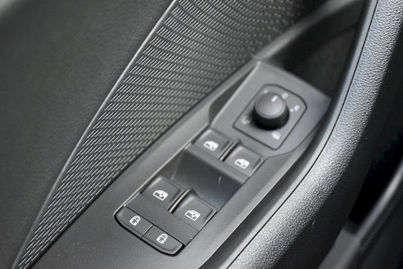 Škoda Octavia (2026) Combi Sportline 1,5 TSI m-HEV - fotka 15 z 44