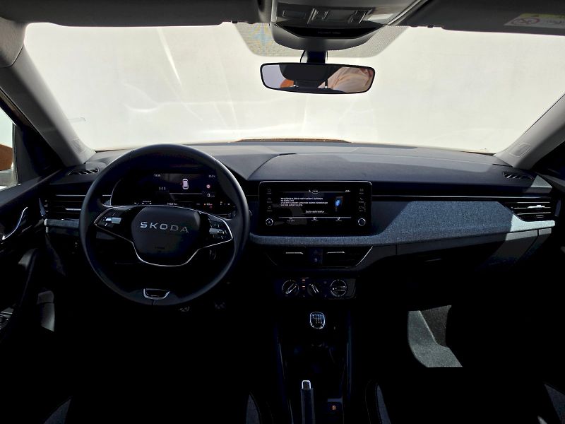 Škoda Kamiq (2025) 1,0TSI 85KW SELECTION - fotka 5 z 30