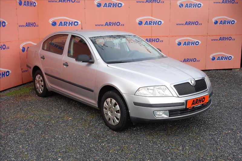 Škoda Octavia 1,6 i 75KW, ČR, KLIMATIZACE. - fotka 1 z 25