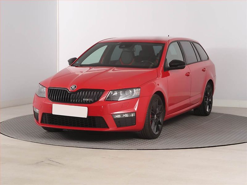 Škoda Octavia (2016) RS 2.0 TDI, Automat, Kůže - fotka 2 z 18