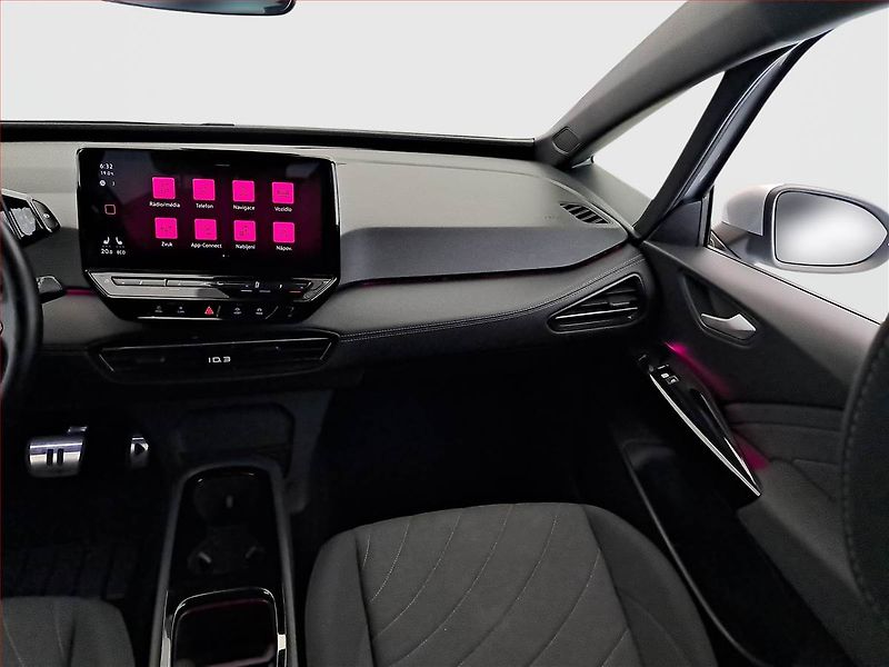 Volkswagen ID.3 (2023) Pro Perf. (62 kWh), SoH 87% - fotka 8 z 29