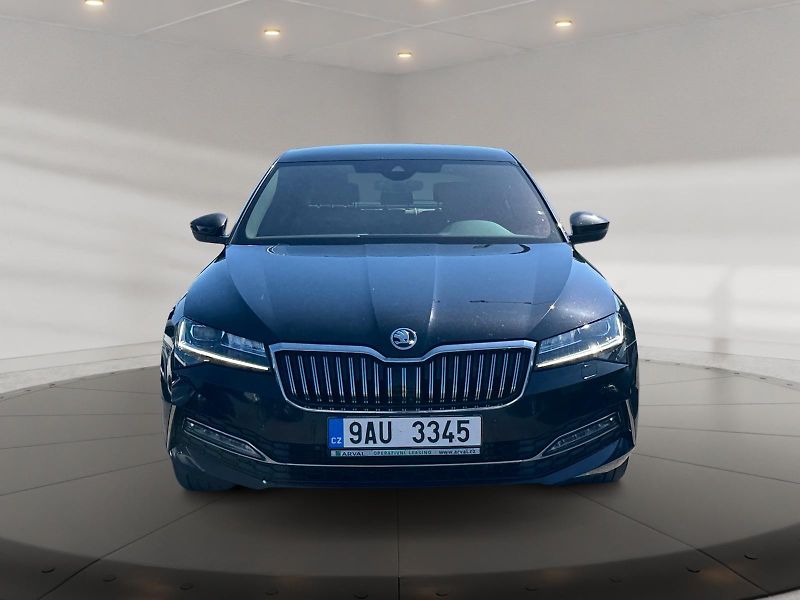 Škoda Superb (2023) L&K 2.0TDI 147kW DSG 4x4 TAŽNÉ - fotka 2 z 11