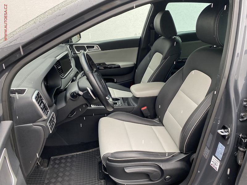 Kia Sportage (2018) 1.6 T-GDi AWD, GT-line, AT, - fotka 9 z 21