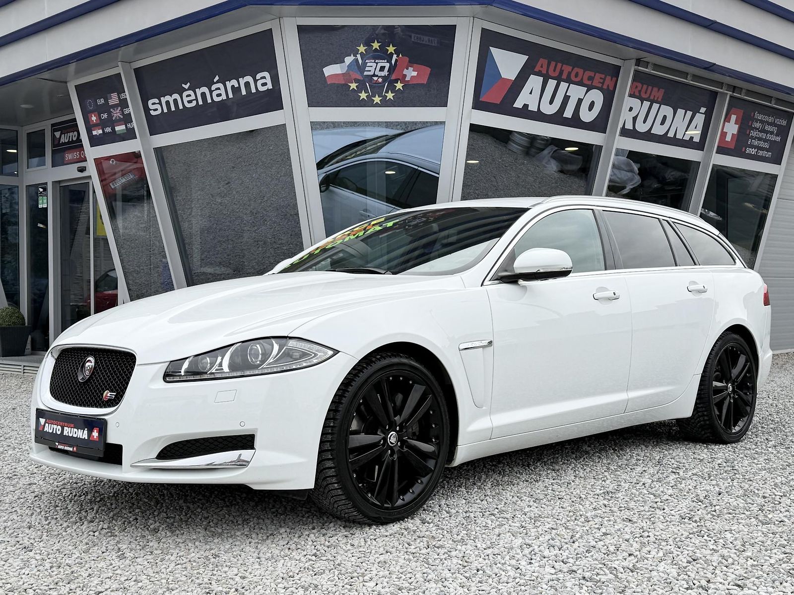 Jaguar XF 3,0 V6 Sportbrake REZERVACE