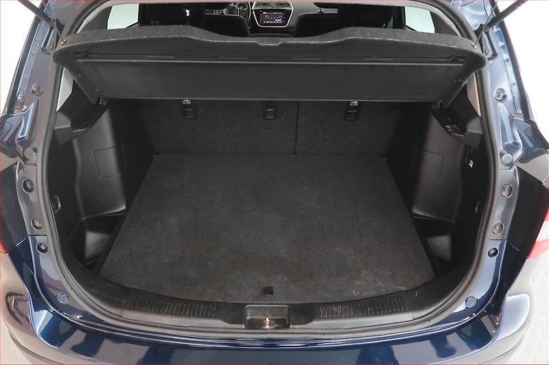 Suzuki SX4 S-Cross (2018) 1.4 BoosterJet, Serv.kniha - fotka 13 z 16