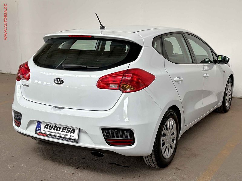 Kia Ceed (2018) 1.6 GDi, 2.maj, STK7/28 - fotka 4 z 14