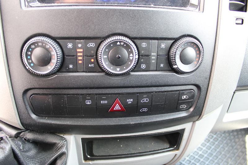 Mercedes-Benz Sprinter 319 CDI 9míst Maxi+klima+webas - fotka 17 z 25