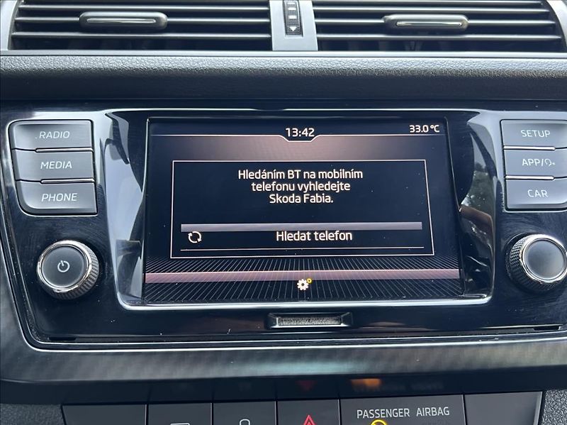 Škoda Fabia 1,0 MPi MONTE CARLO BC LED AC - fotka 27 z 35