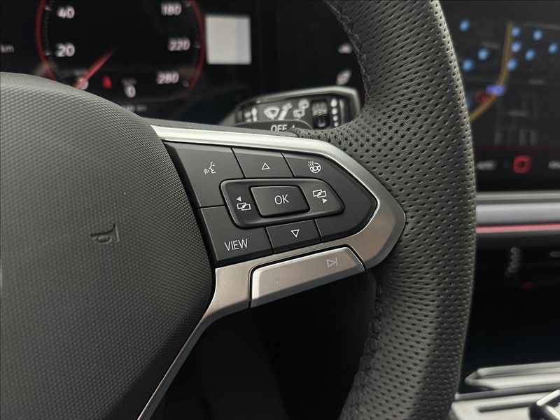 Volkswagen Touareg 3,0 HUD MASÁŽ NZTOP ČR ZÁRUKA - fotka 10 z 54