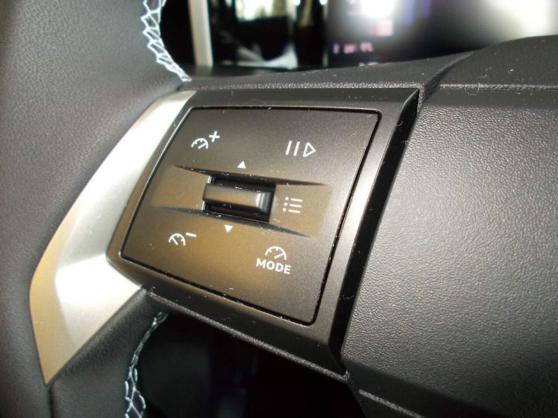 Opel Frontera (2026) Edition Hybrid 1.2 TURBO (81kW - fotka 18 z 28