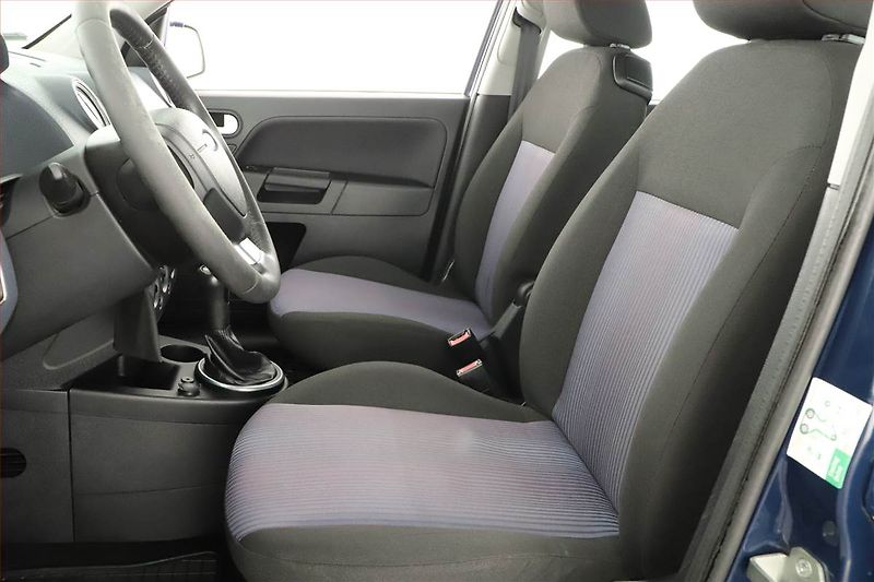 Ford Fusion (2010) 1.4, po STK, Tažné - fotka 7 z 12