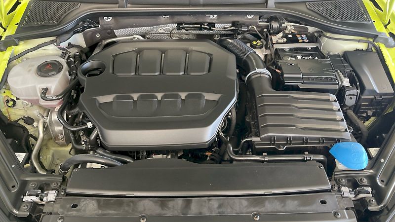 Škoda Octavia (2025) Kombi RS 2.0TSI 195kW DSG - fotka 17 z 31