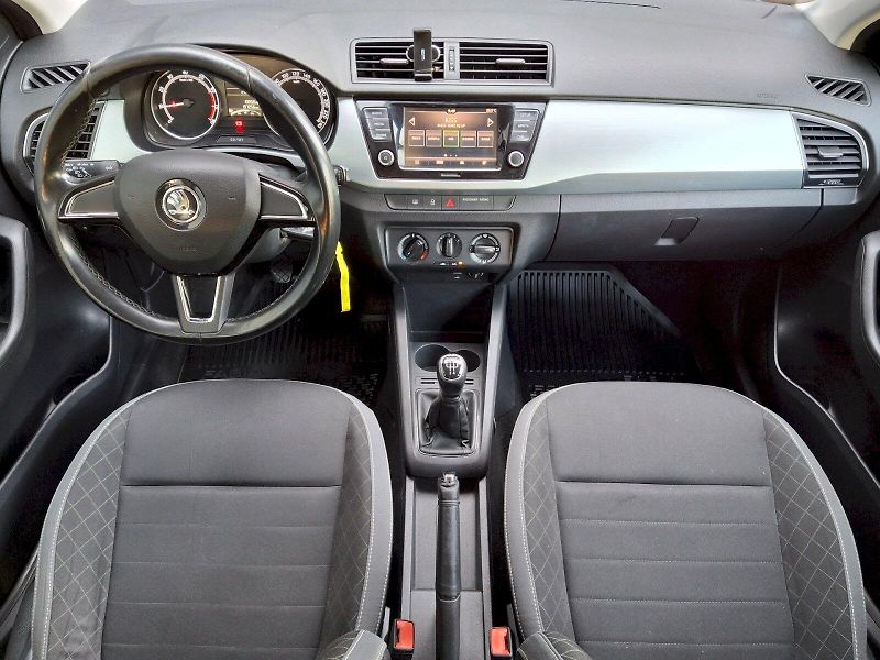 Škoda Fabia (2018) Combi Ambition 1,0TSi 70kW - fotka 5 z 29