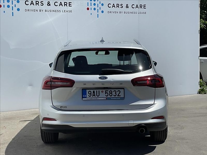Ford Focus 1,5 Ecoblue AT8 Titanium - fotka 22 z 23