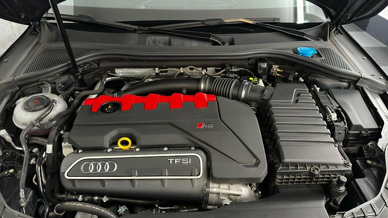 Audi RS 3 2 SADY KOL / ZÁRUKA - fotka 52 z 56