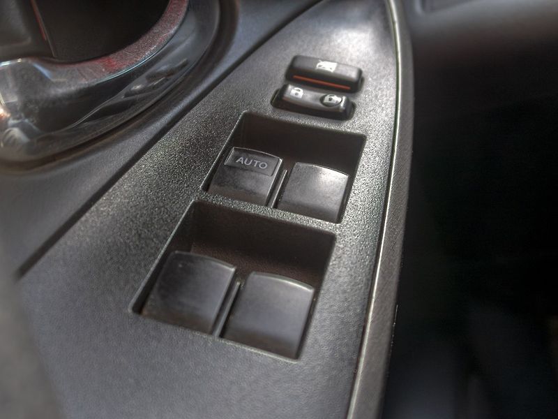 Toyota RAV4 (2009) ČR 2.0D 116KW 4x4 – TAŽNÝ - fotka 28 z 47