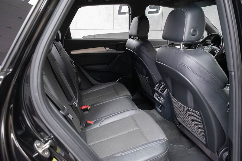 Audi Q5 40 TDI S-LINE* REZERVACE - fotka 13 z 38