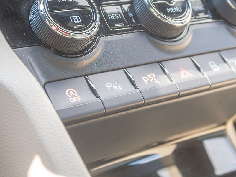 Škoda Kodiaq (2020) 12/20 ČR 2.0TDI 147KW – LAURIN - fotka 30 z 57