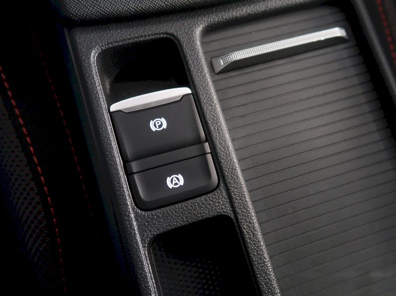 Škoda Octavia (2026) RS 2.0TSI 195KW DSG TAŽNÉ WEBA - fotka 39 z 48