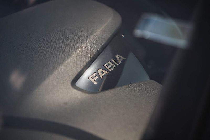 Škoda Fabia (2025) 1.5 TSI, Monte Carlo, FullLed - fotka 14 z 27