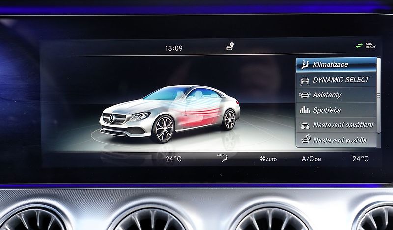 Mercedes-Benz Třídy E E 400 AMG 4Matic+,Burmester - fotka 36 z 43