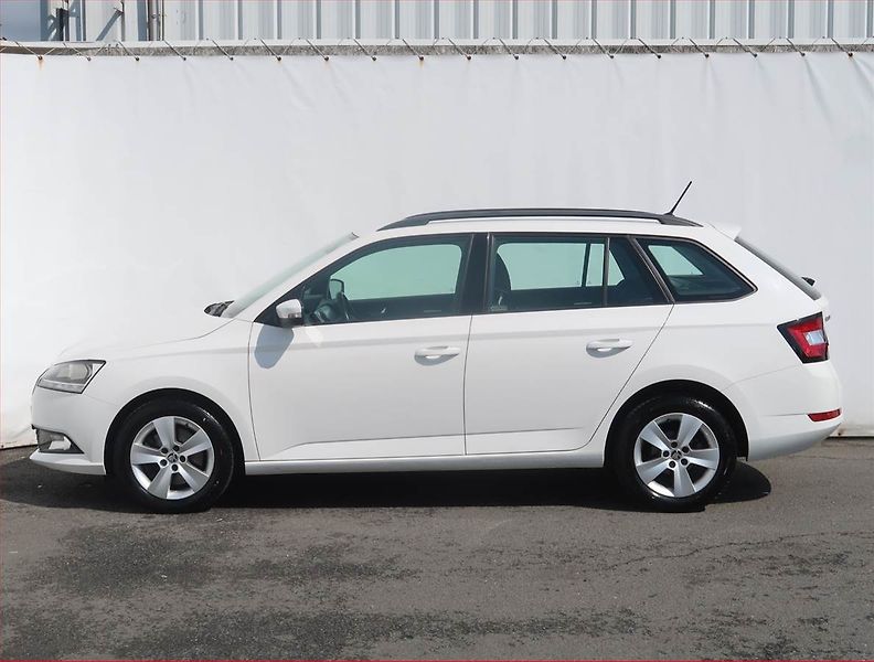 Škoda Fabia (2018) Ambition Plus 1.0 TSI - fotka 3 z 17