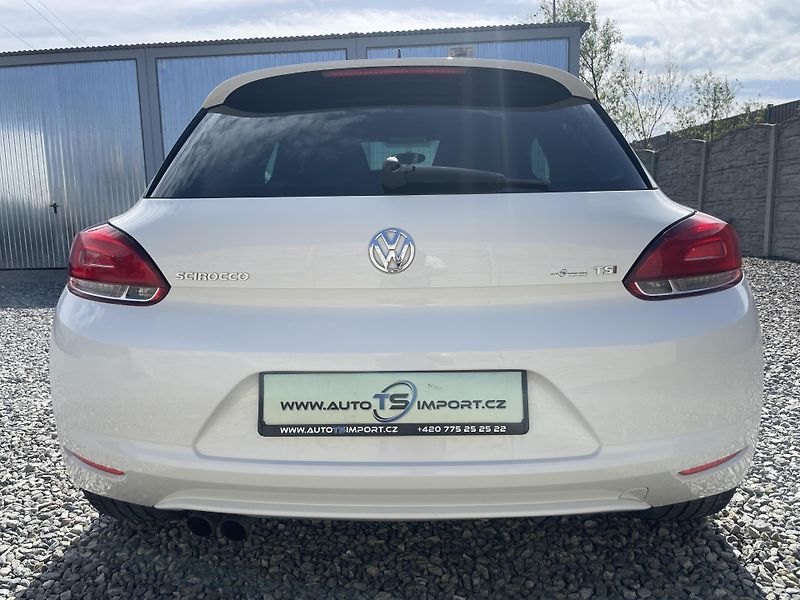 Volkswagen Scirocco 1.4TSi 125PS SPORT EDITION TOP - fotka 42 z 178