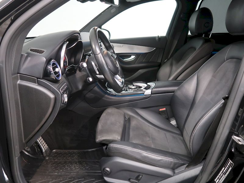 Mercedes-Benz GLC (2017) AMG 350D 190KW 4x4 TAŽNÉ BURMA - fotka 13 z 37