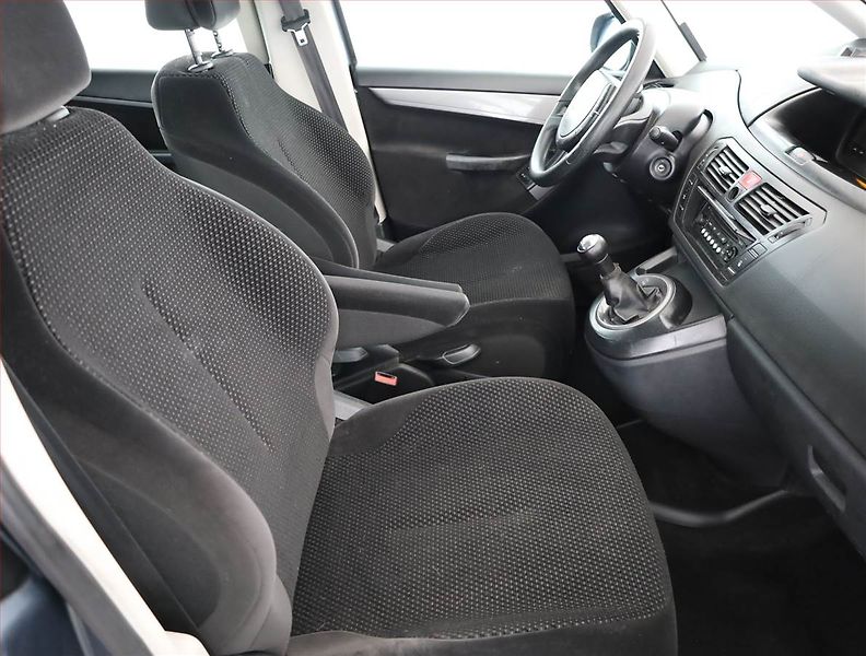 Citroën C4 Picasso (2007) 1.8 i, nová STK, pěkný stav - fotka 7 z 13